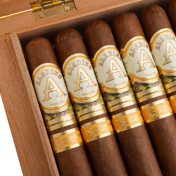 Aladino 85 Aniversario Reserva Robusto 阿拉丁 85週年 珍藏 羅伯圖